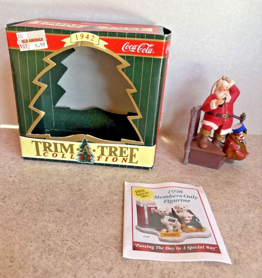 Vintage Coca Cola Christmas Trim A Tree Ornament 1942 They Remembered Me Santa